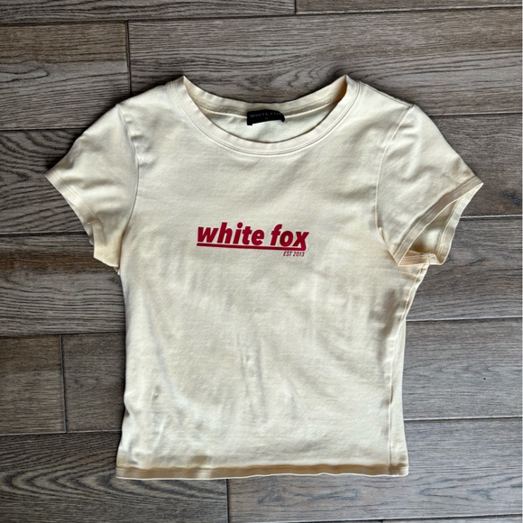 White Fox Boutique Working Hard Baby Tee Cream Size M - Picture 5 of 5